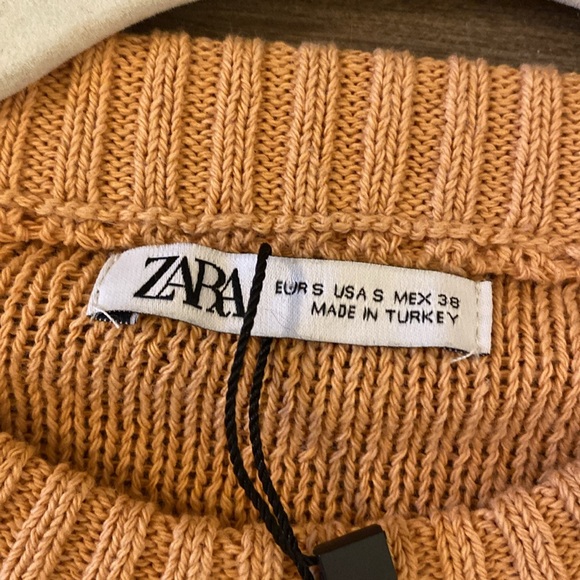 ZARA peach /orange long sleeved knit sweater - Picture 2 of 4